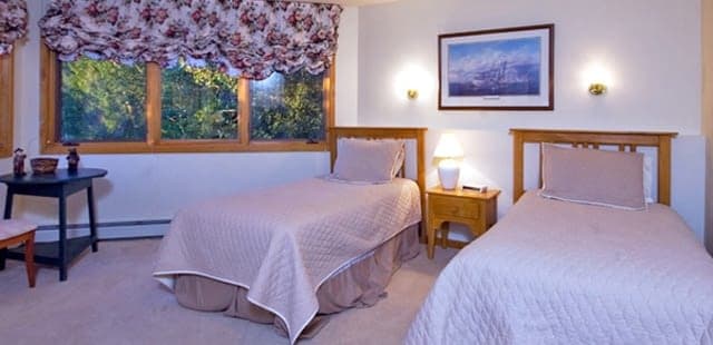 Ski Trail Lodge Homes