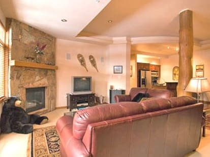 Silvertip Lodge