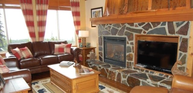 Copper Kettle Lodge