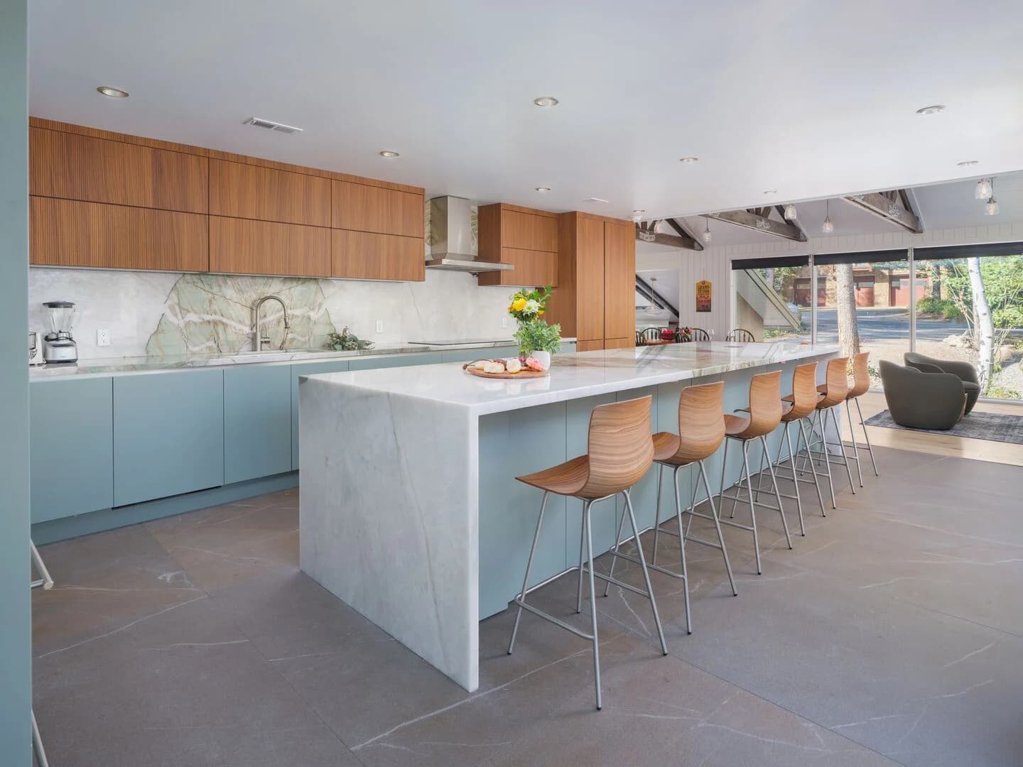 Kitchen & Living Area 1