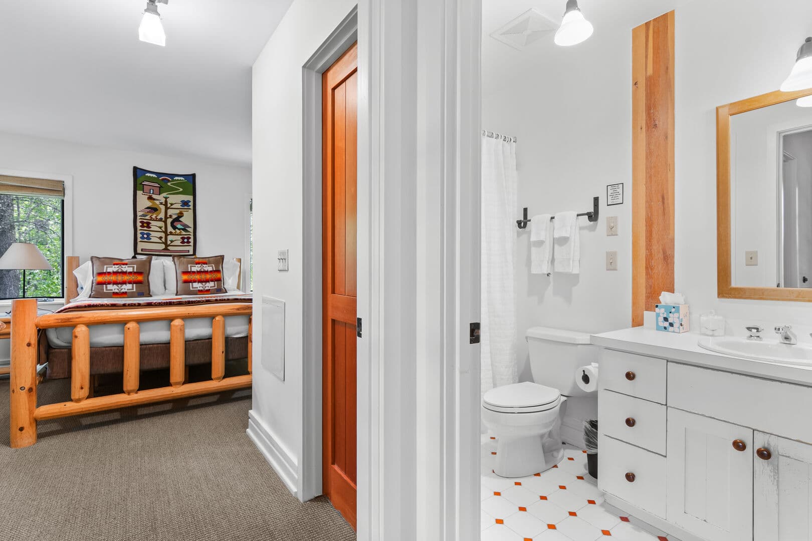 Queen Bedroom w/ Ensuite Full Bath- Lower Level w/ access to Hot Tub