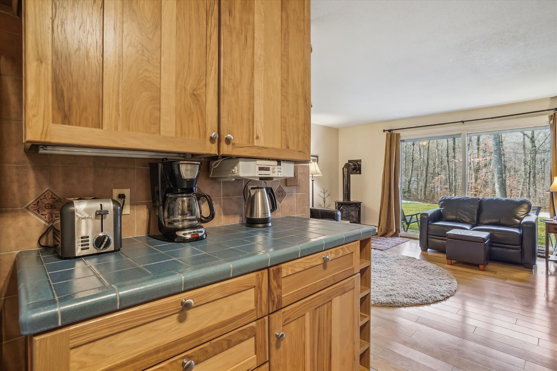 Convenient appliances and modest counter space for your cooking needs