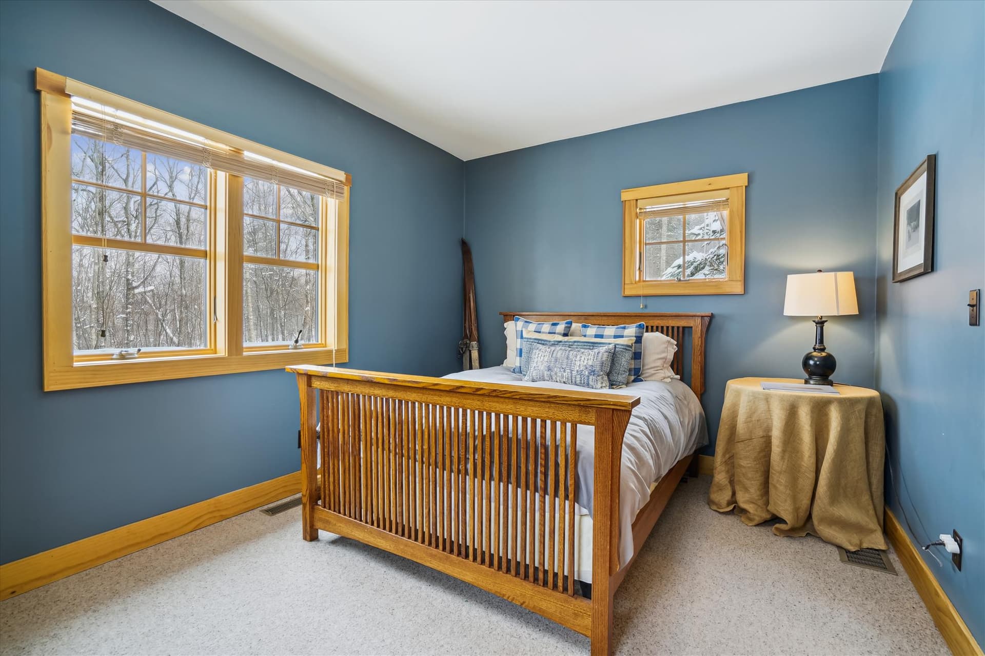 Queen bed