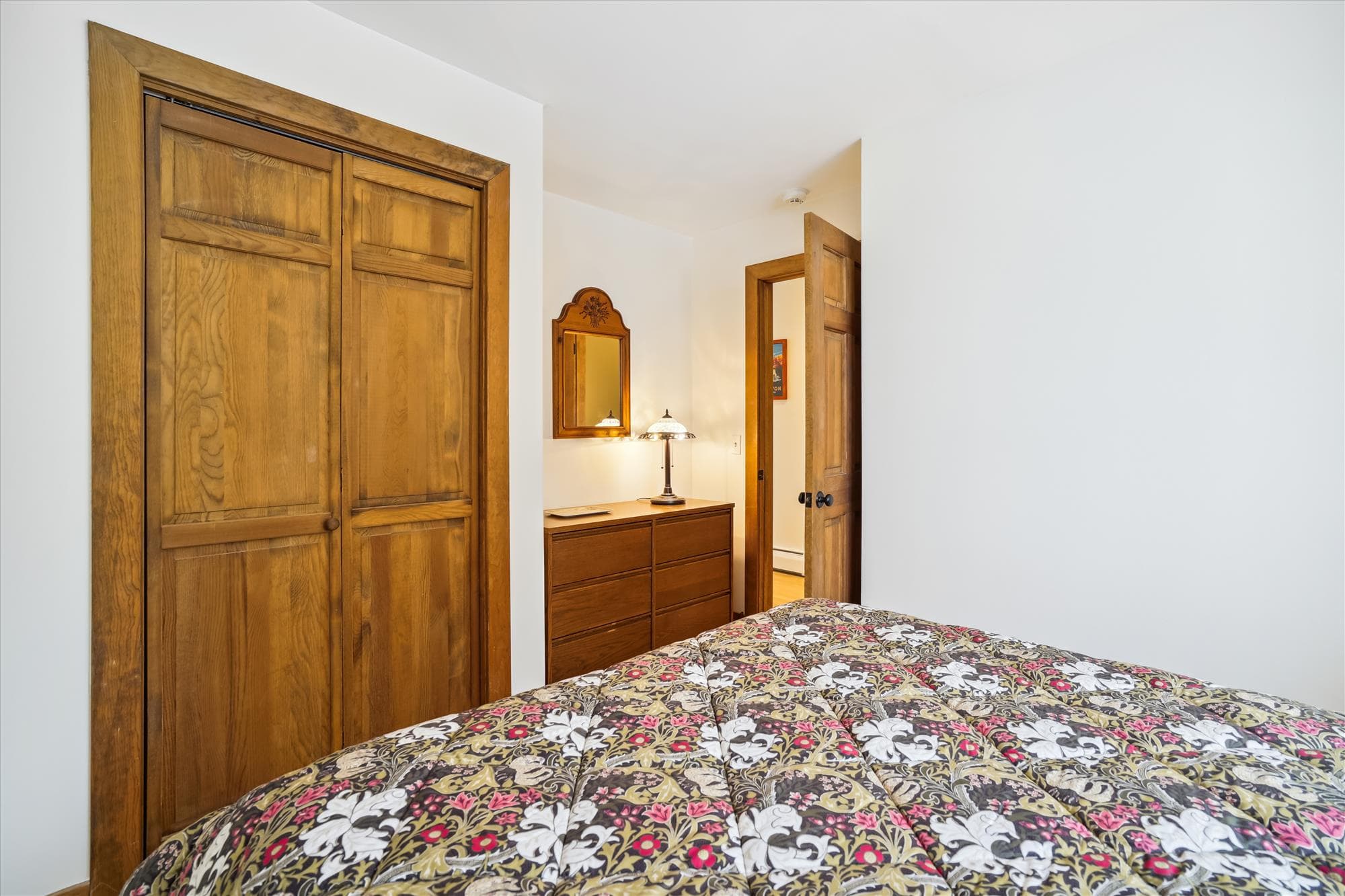 Queen bed