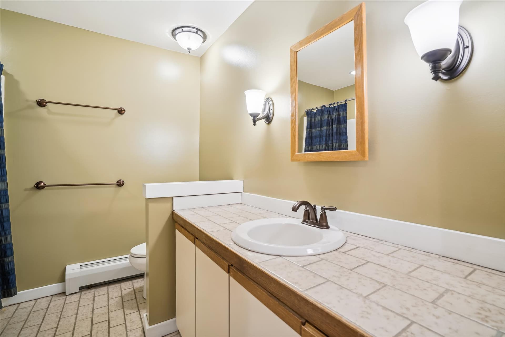 Full bathroom