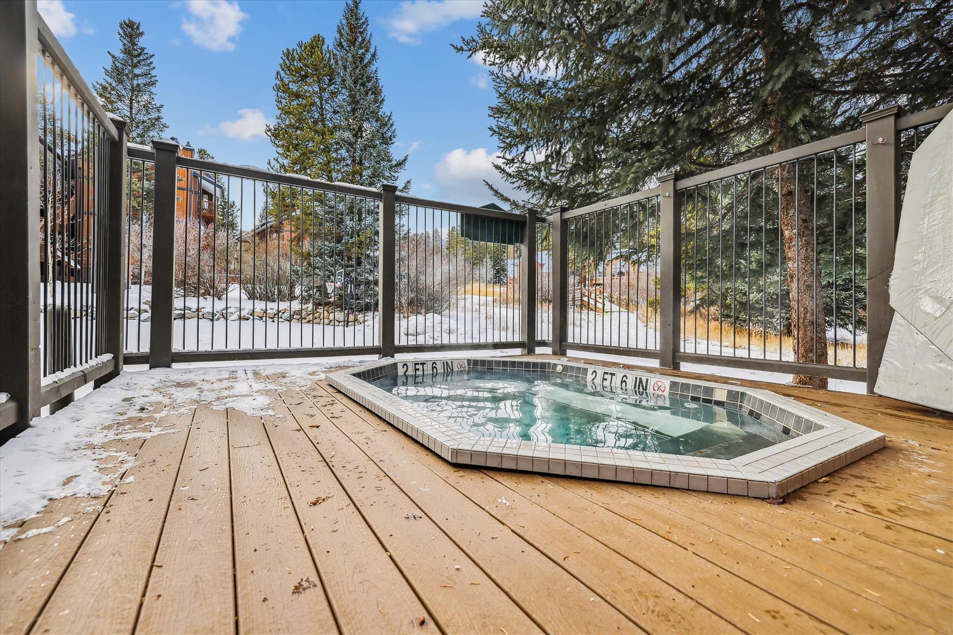 Hot Tub - Double Eagle B12 - Breckenridge Vacation Rental