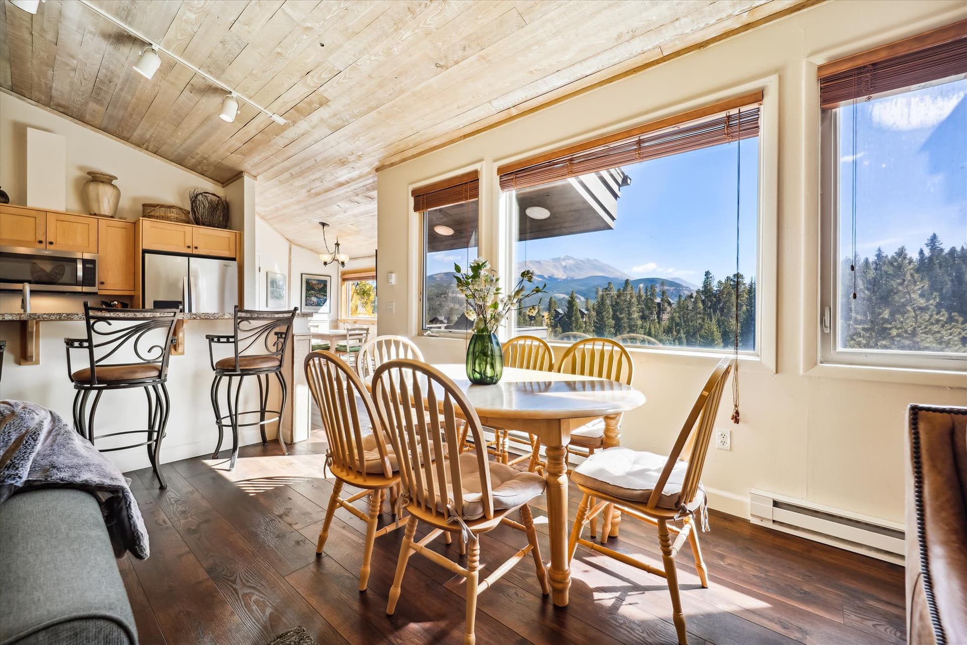 Dining Area, Snowflake Lookout, Breckenridge Vacation Rental