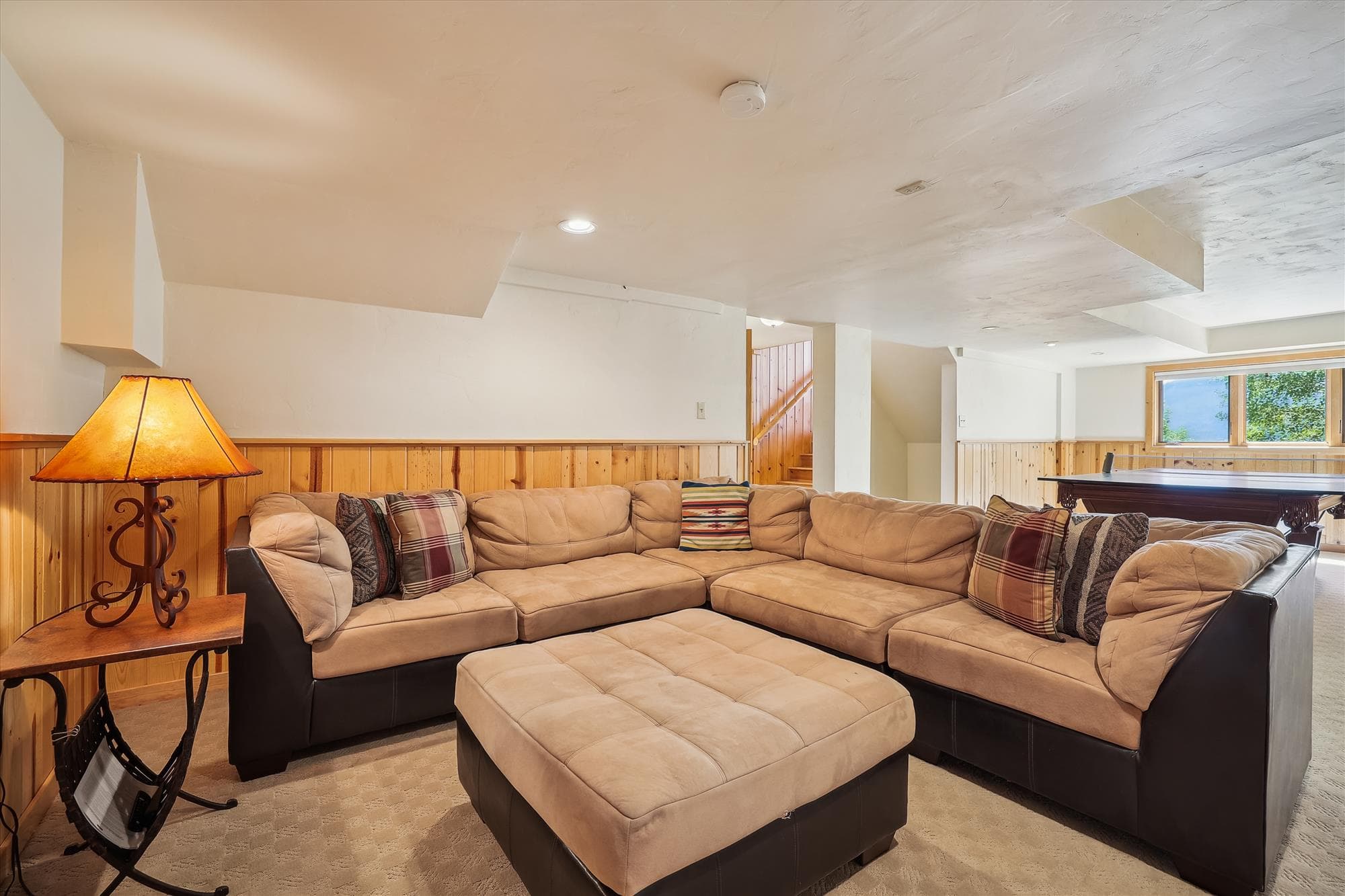 Living Area - Hamilton Creek Cabin - Silverthorne Vacation Rental