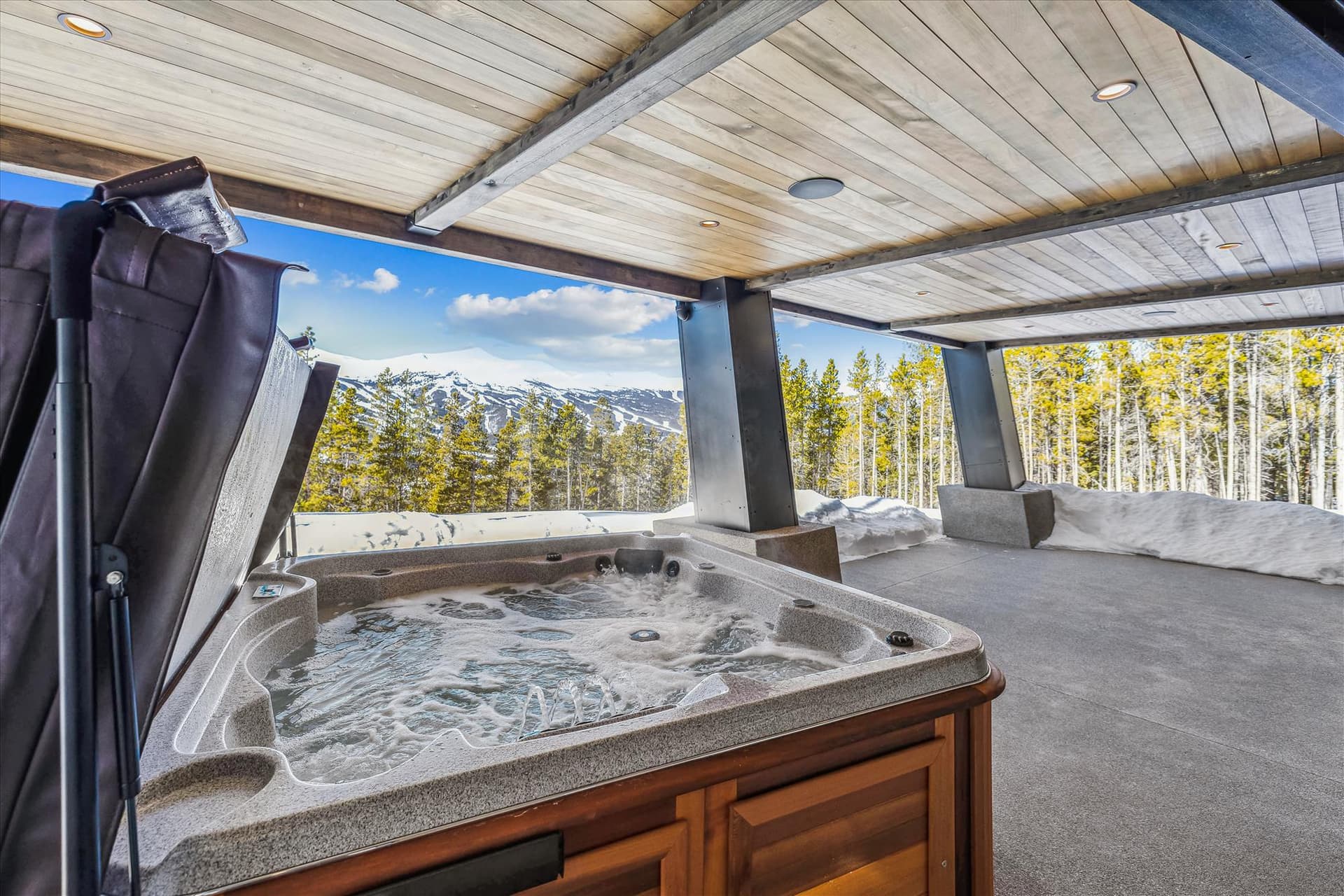Hot Tub - Modern View Manor - Breckenridge Vacation Rental