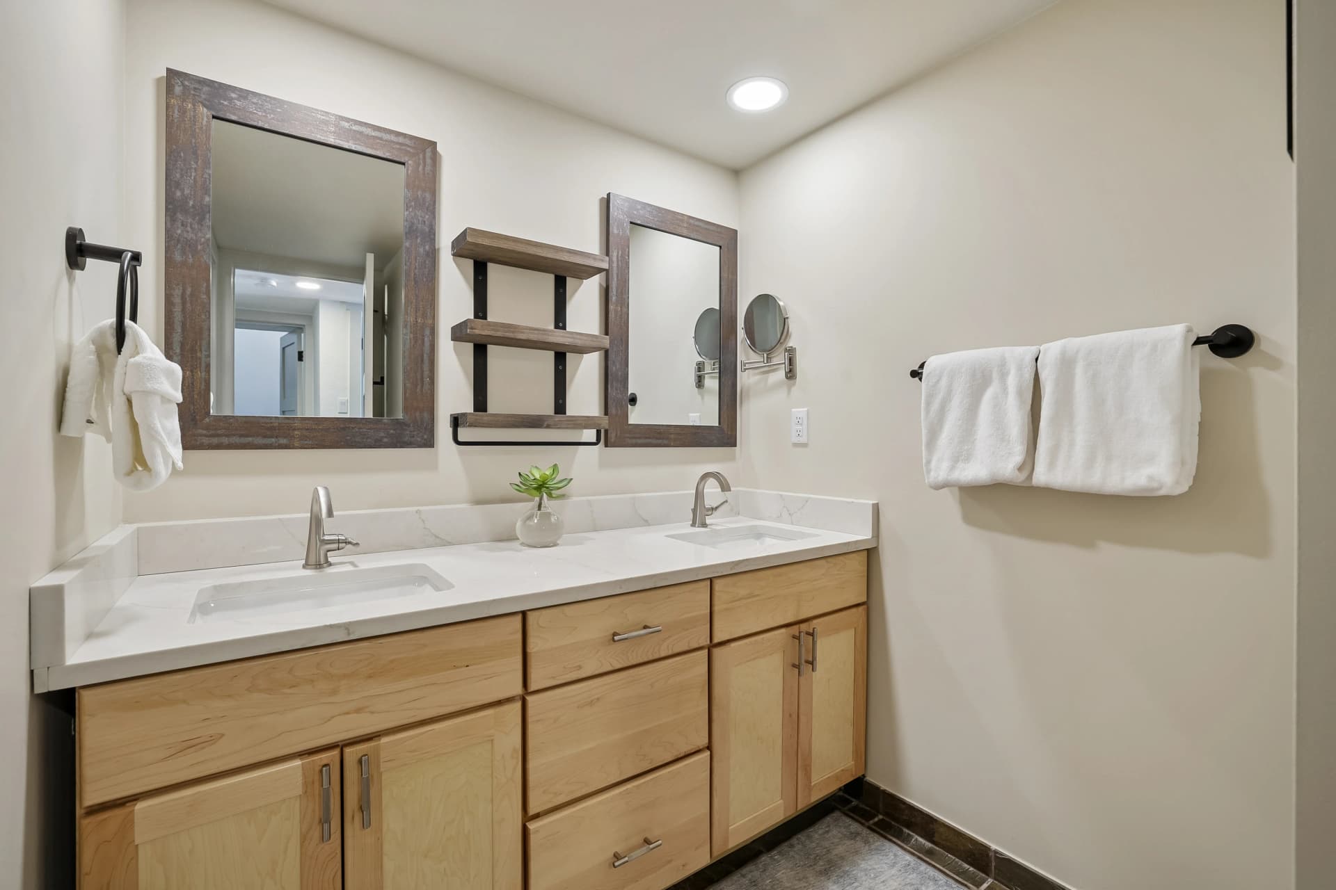 Bathroom - 4 O'Clock Lodge D27 - Breckenridge Vacation Rental