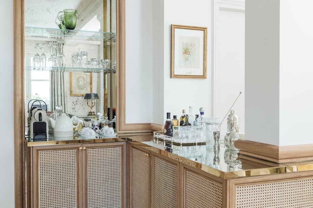 In-room dining