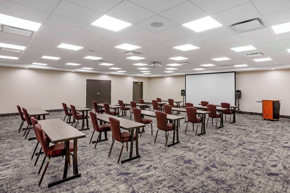 Meeting facility