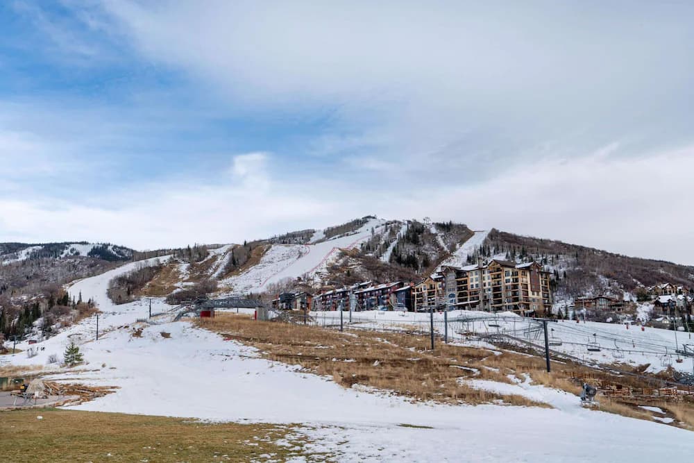 Skiing
