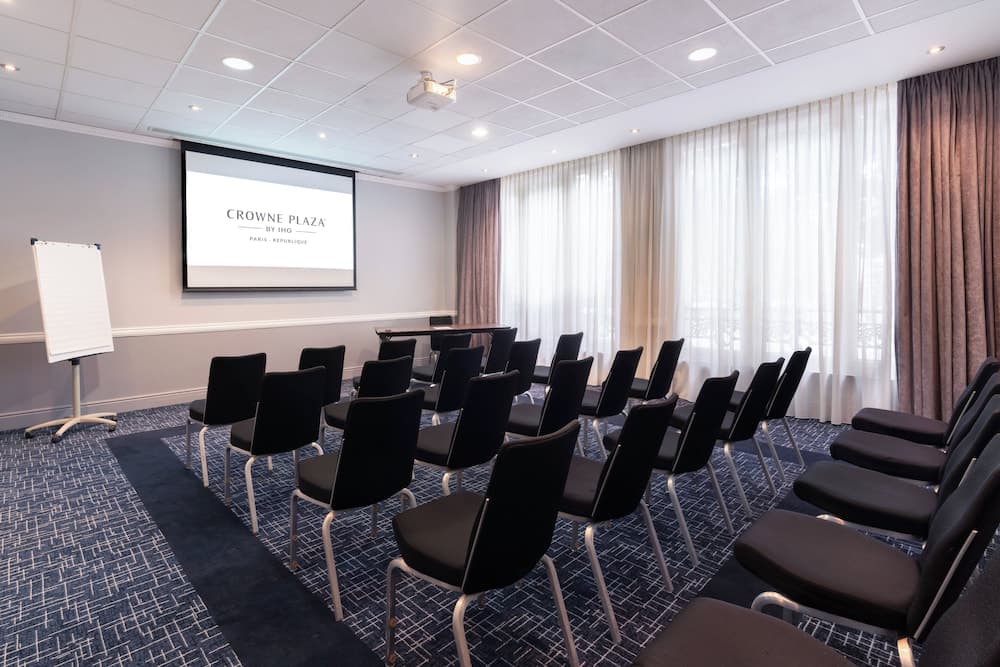 Meeting facility