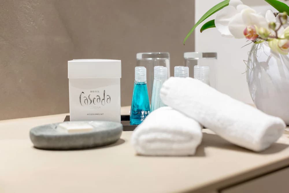Bathroom amenities