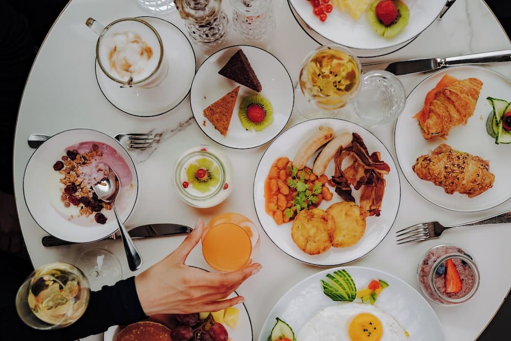 Breakfast buffet