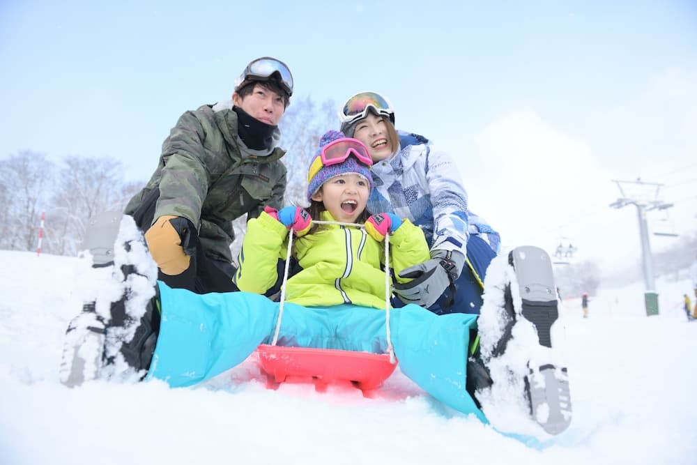 Snow and ski sports