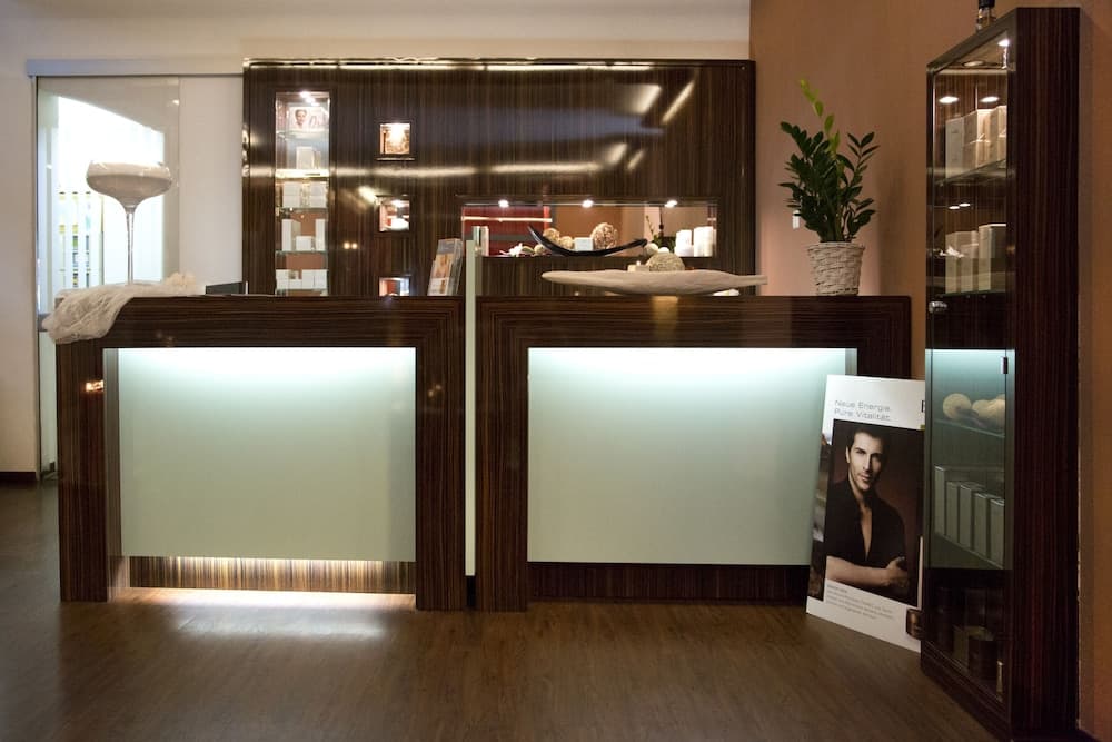 Spa reception