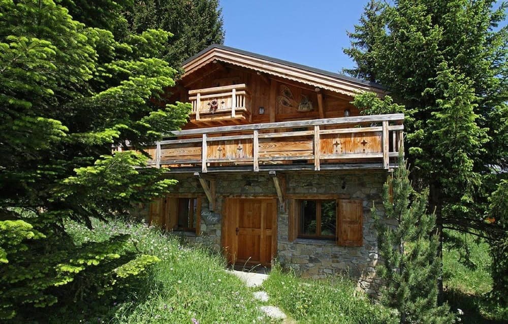 Primary image