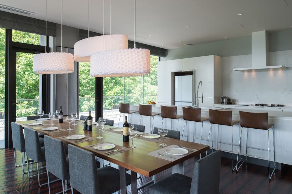 In-room dining
