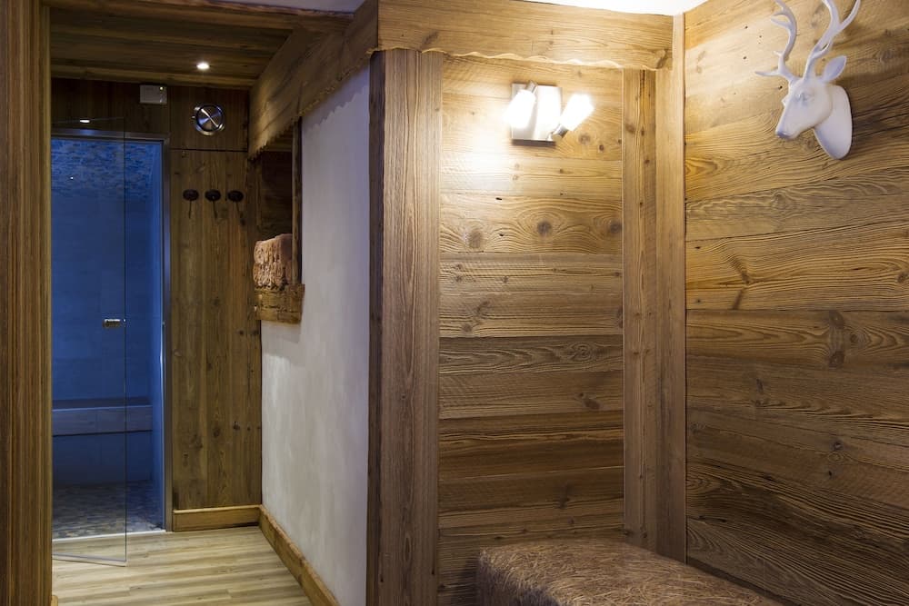 Steam room