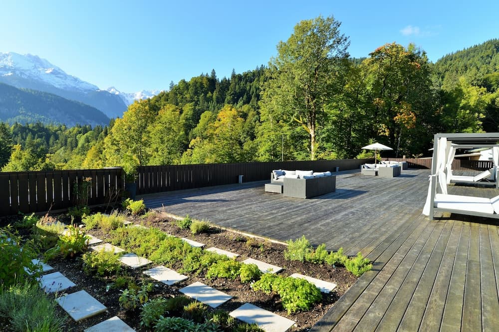 Sundeck