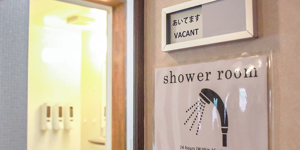 Bathroom shower