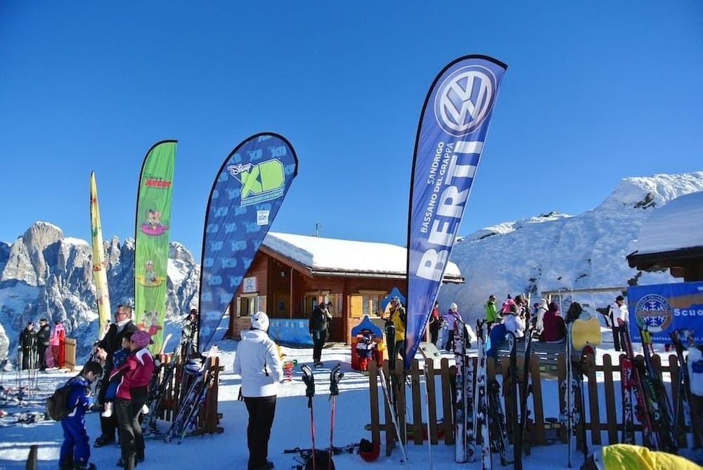 Snow and ski sports