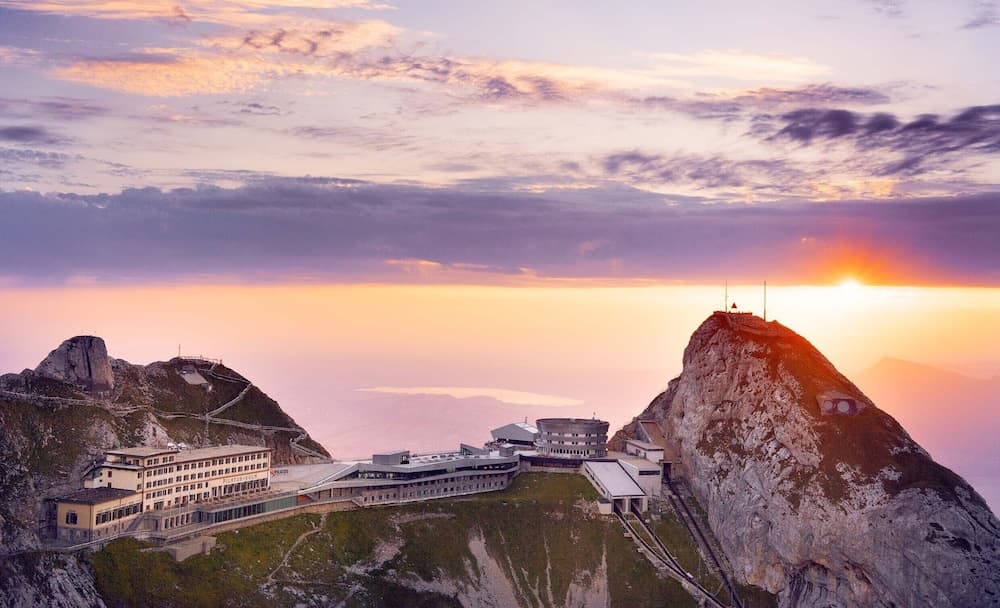 Primary image