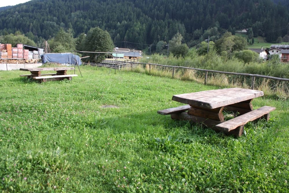 BBQ/picnic area