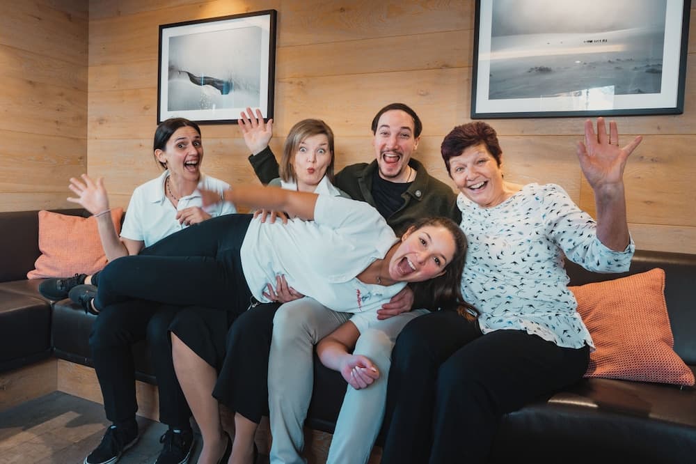 Ropes course (team building)