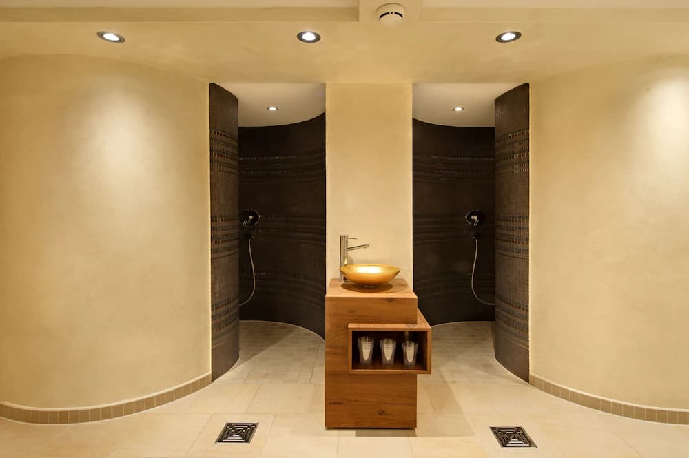Vichy shower