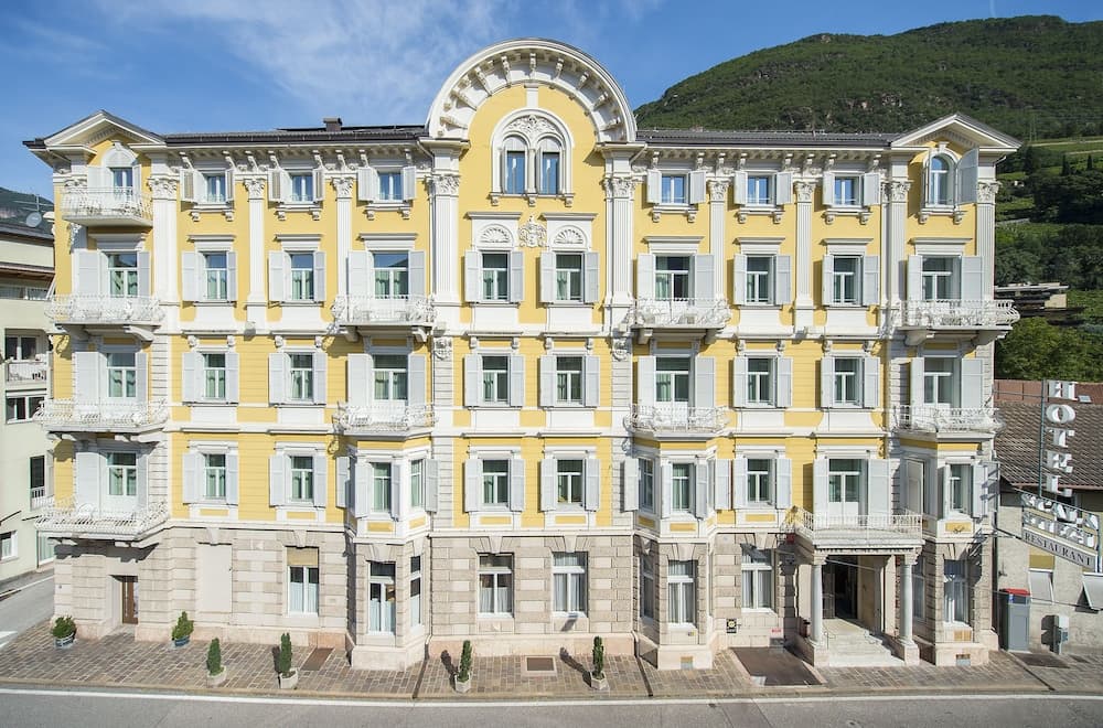Primary image