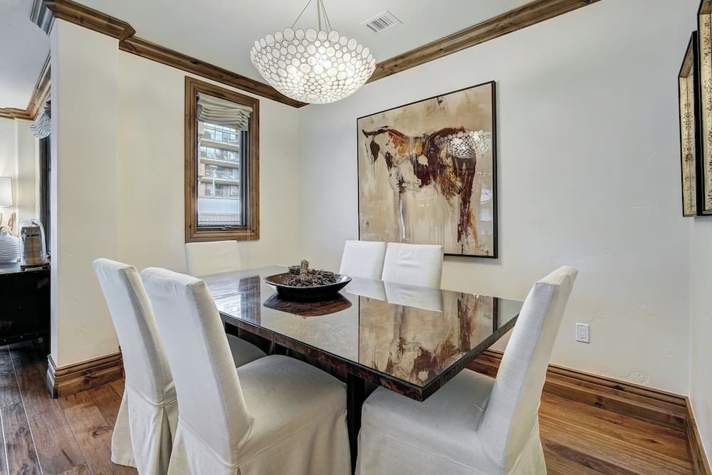 Dining room
