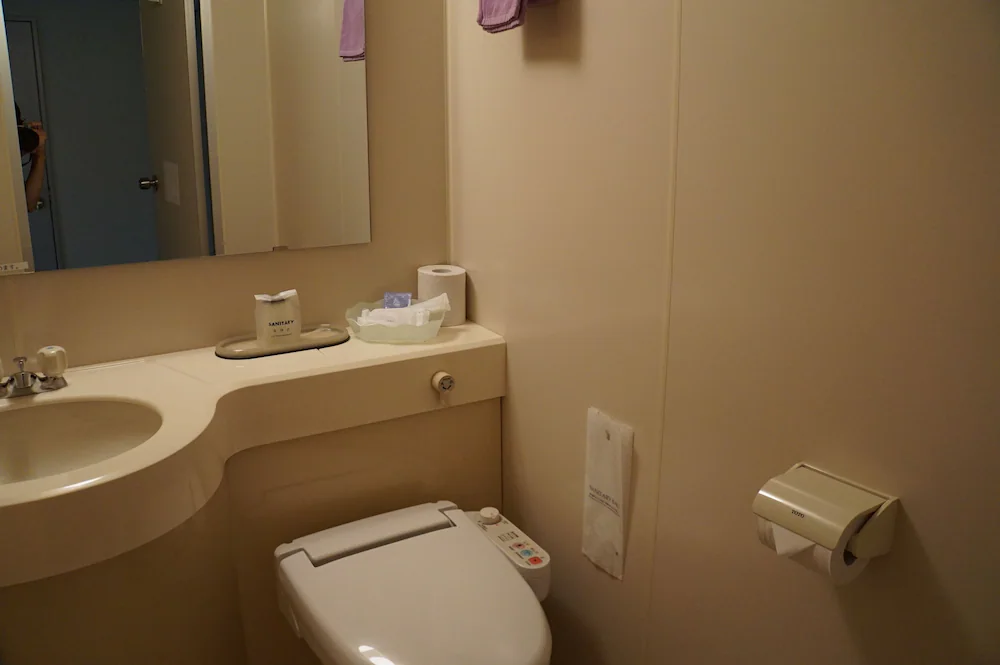 Bathroom amenities