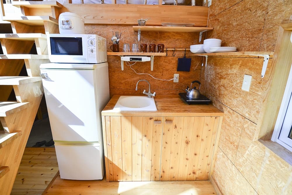 Private kitchenette
