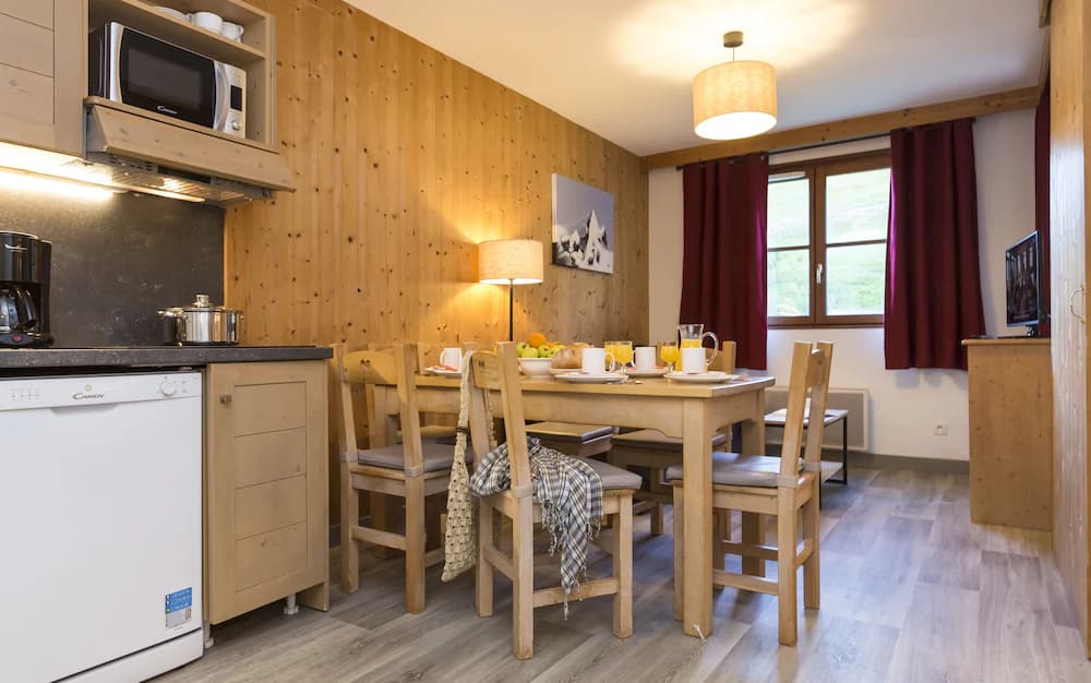 In-room dining