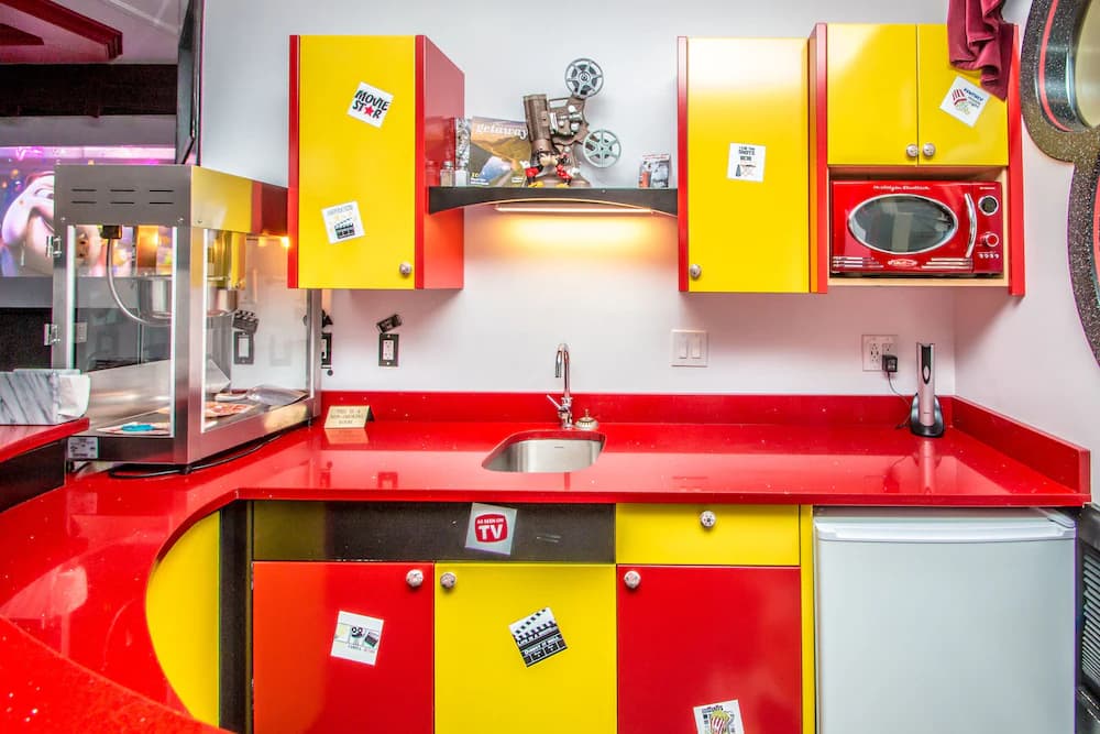 Private kitchenette