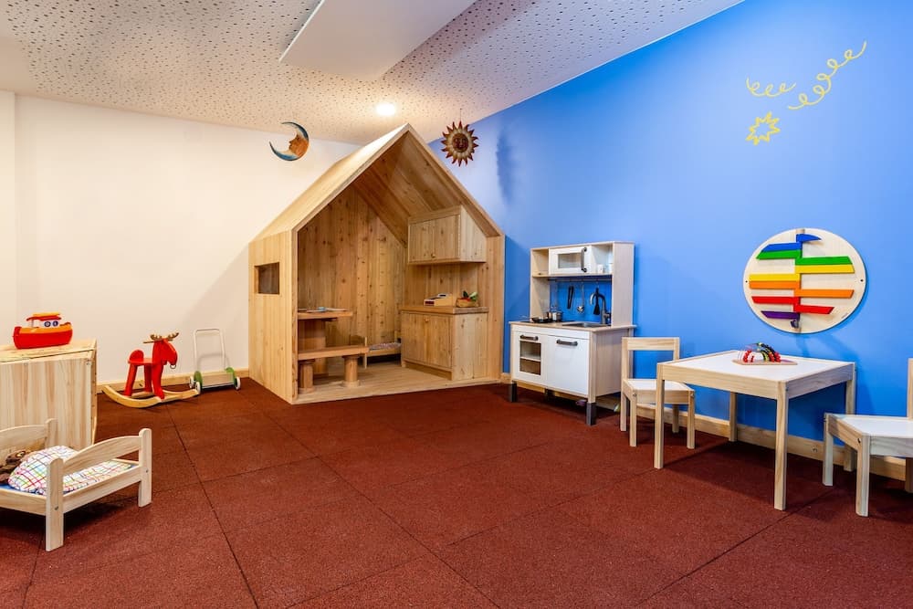 Children's play area - indoor