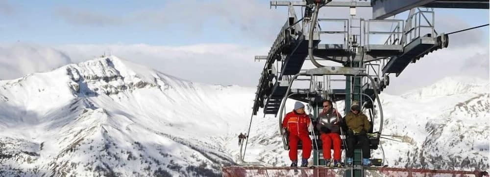 Snow and ski sports