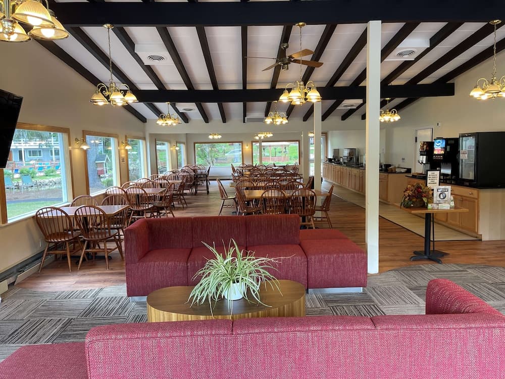 Breakfast area