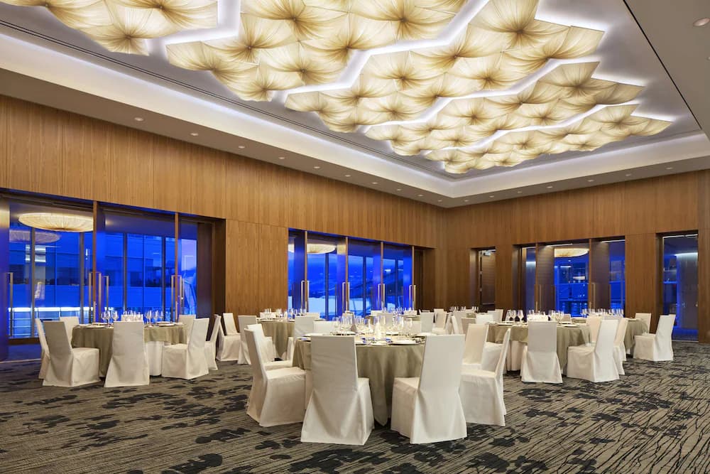 Meeting facility
