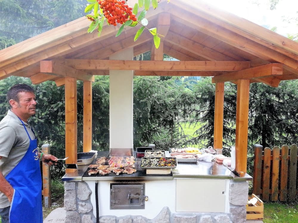 BBQ/picnic area