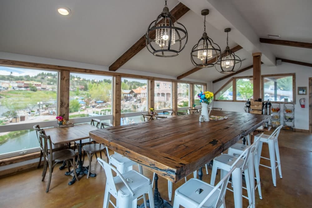 Cafe