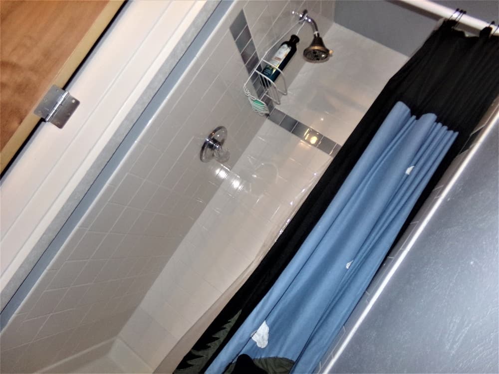 Bathroom shower