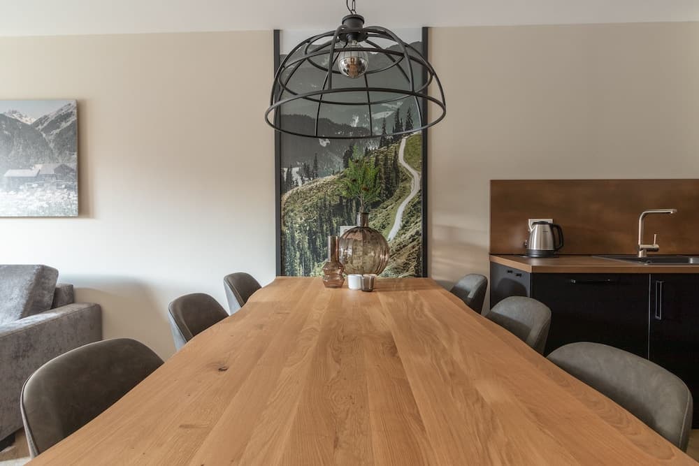 In-room dining