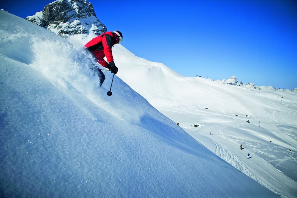Snow and ski sports
