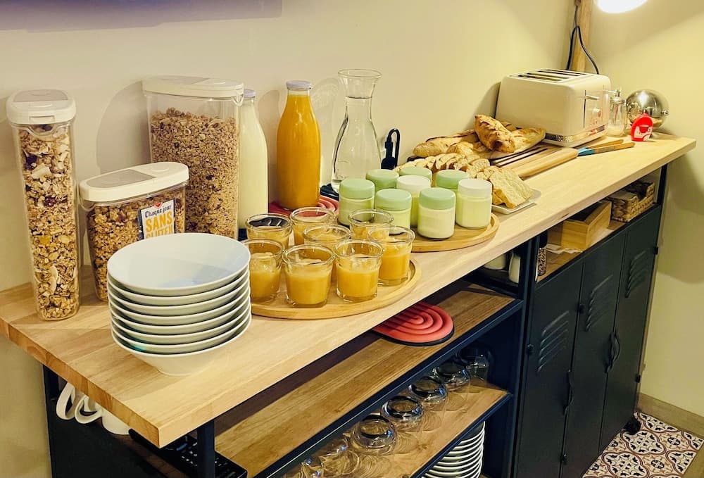 Breakfast buffet