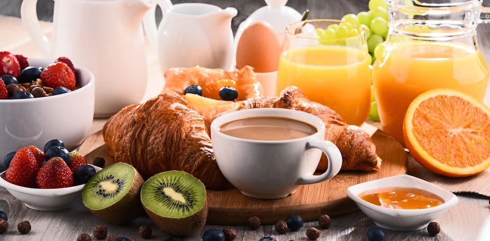Breakfast buffet