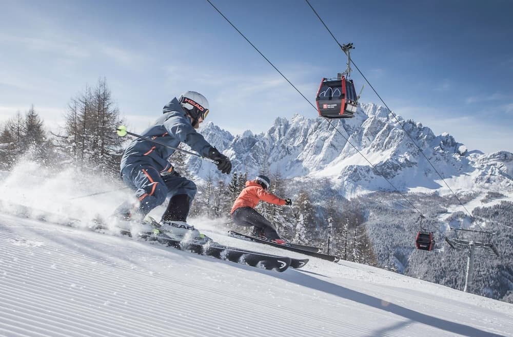Snow and ski sports